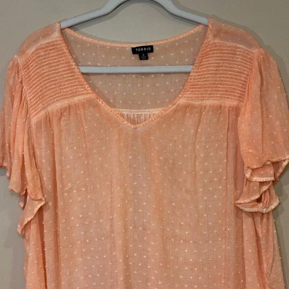 Torrid Womens Blouse Peach Textured‎ Blouse Plus 3X Office Lightweight - Picture 2 of 6